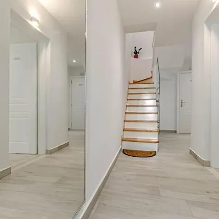Apartman Agisilaos *